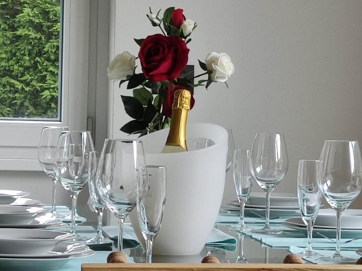 Tirano Express Luxury Apartments Экстерьер фото