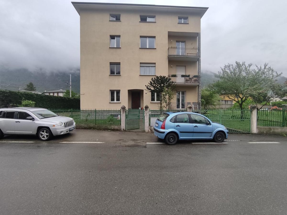 Tirano Express Luxury Apartments Экстерьер фото
