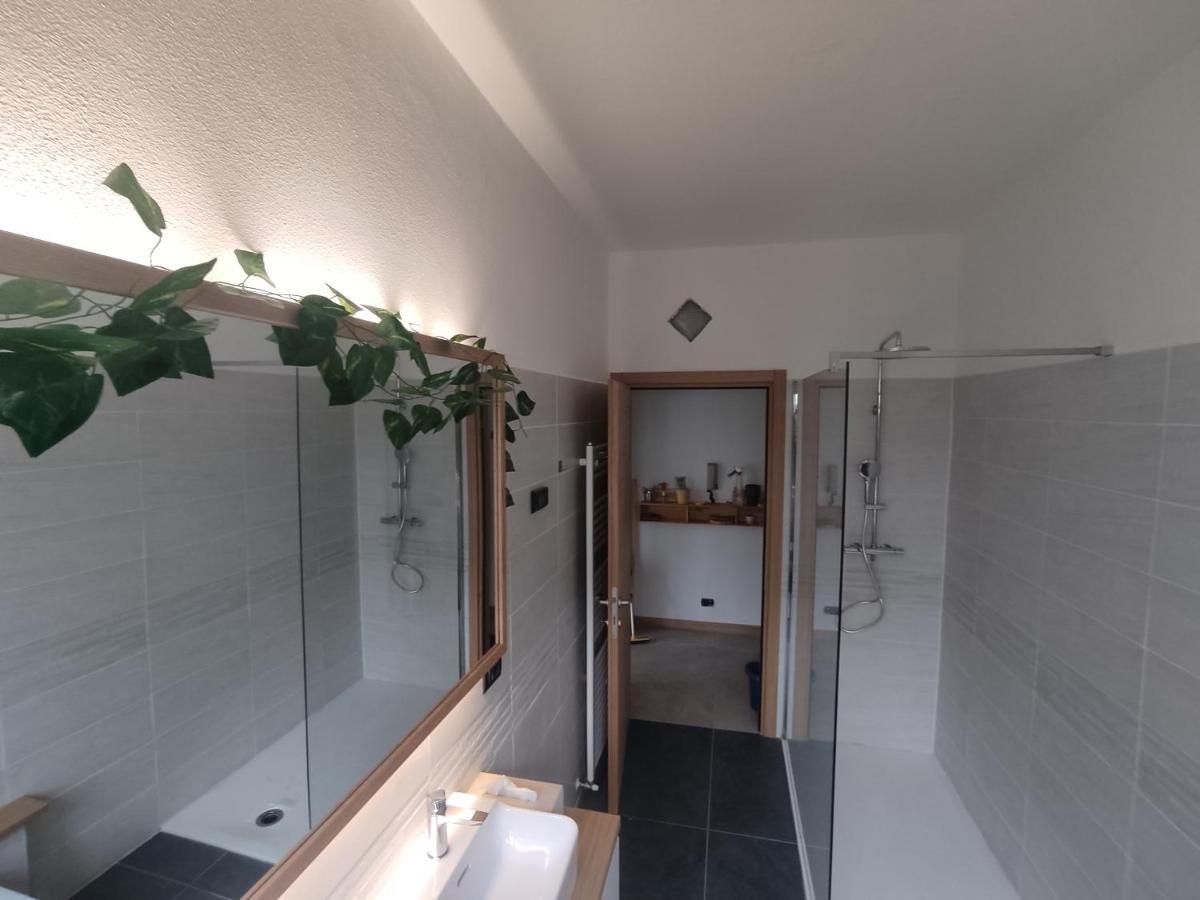 Tirano Express Luxury Apartments Экстерьер фото