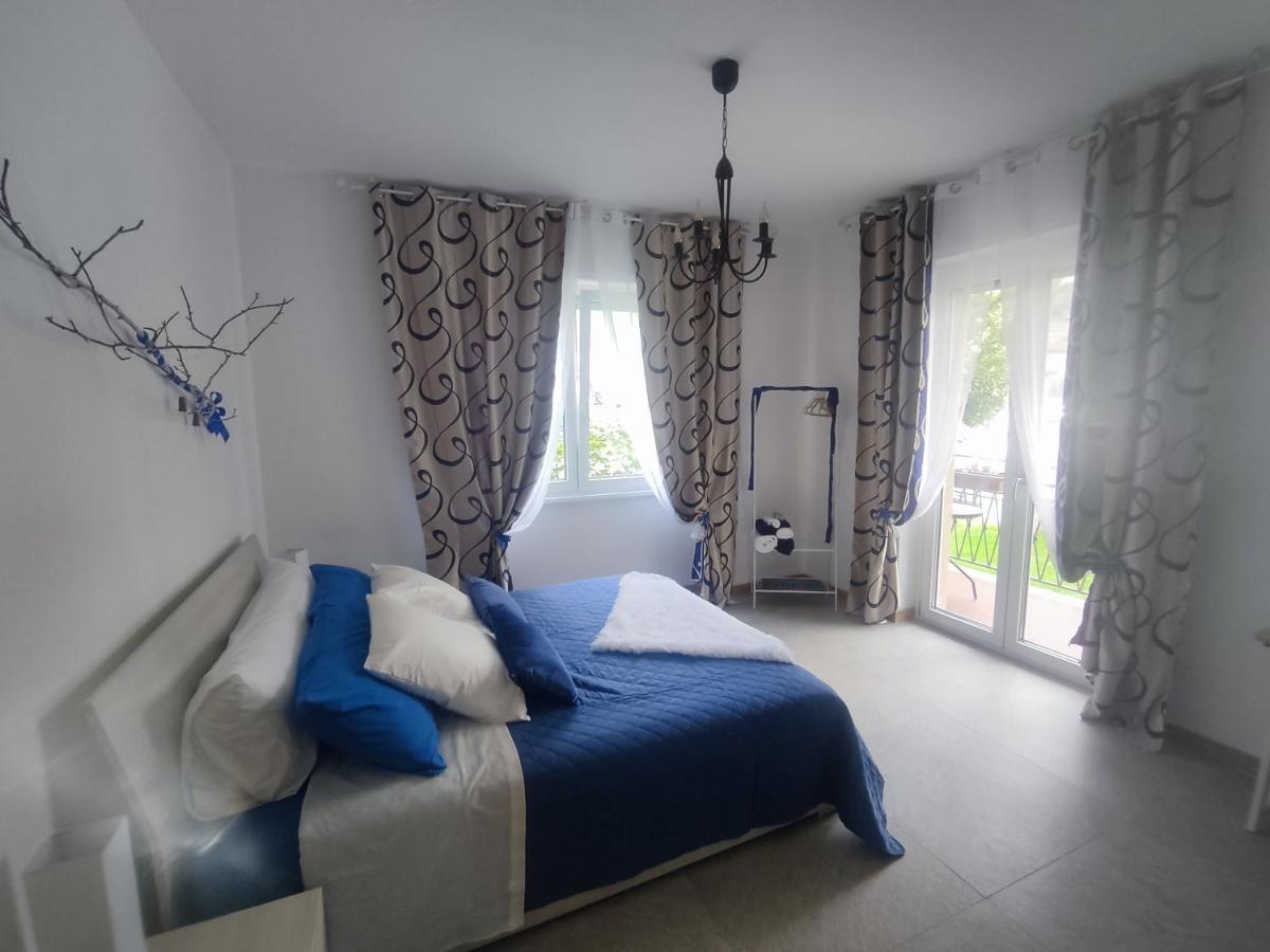 Tirano Express Luxury Apartments Экстерьер фото