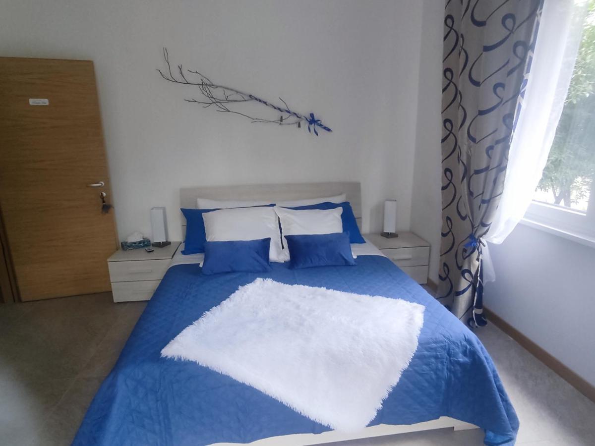Tirano Express Luxury Apartments Экстерьер фото