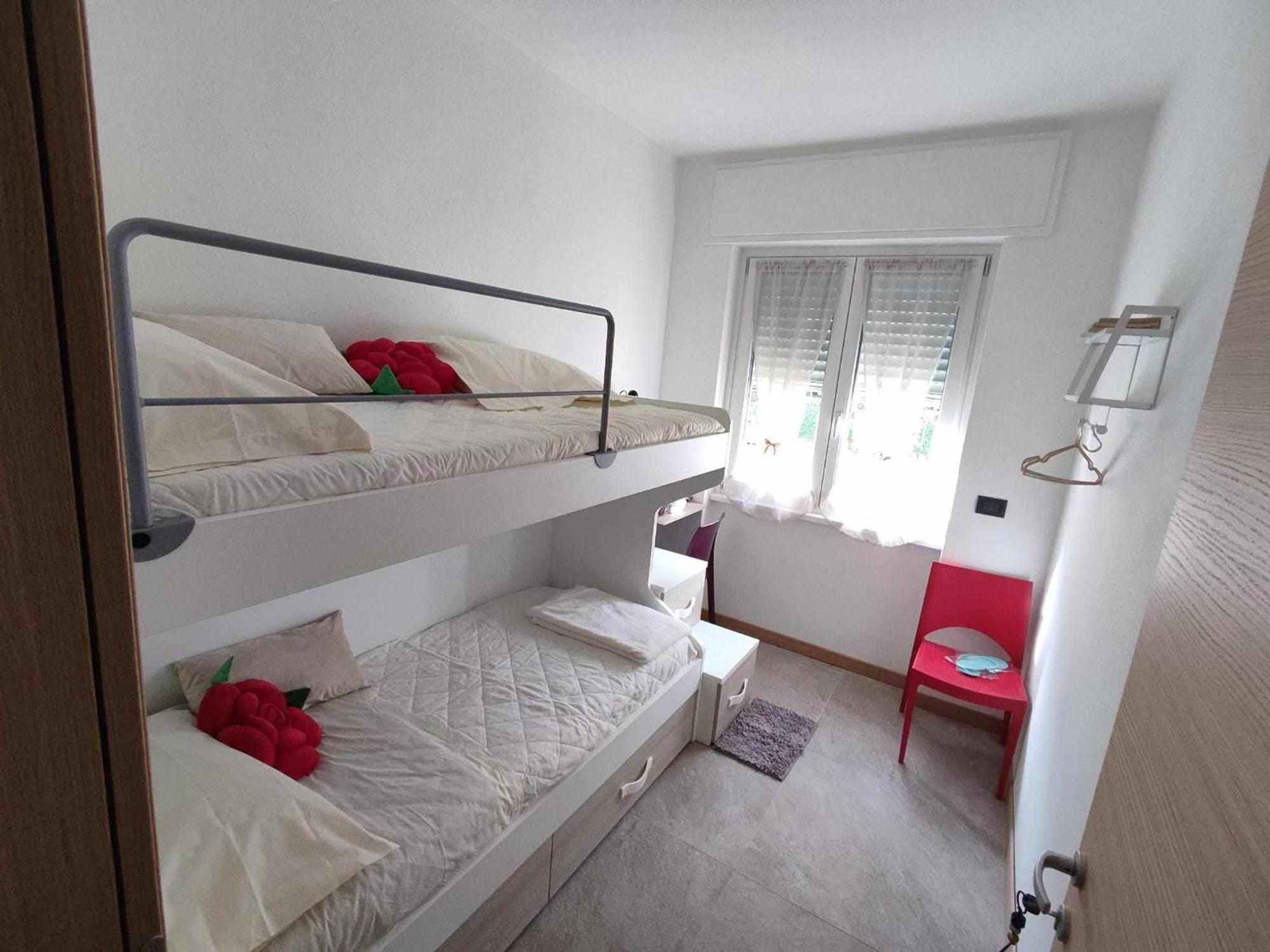 Tirano Express Luxury Apartments Экстерьер фото