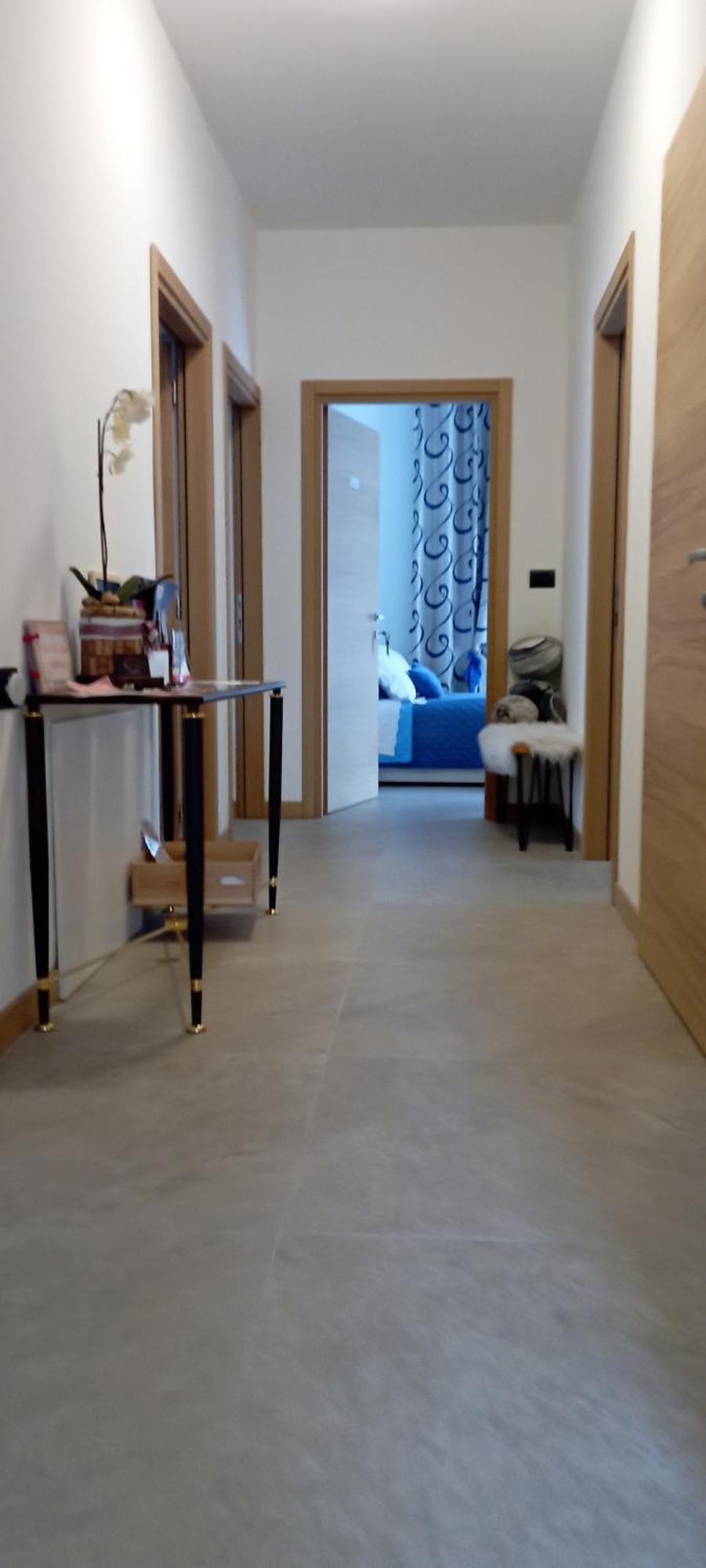 Tirano Express Luxury Apartments Экстерьер фото